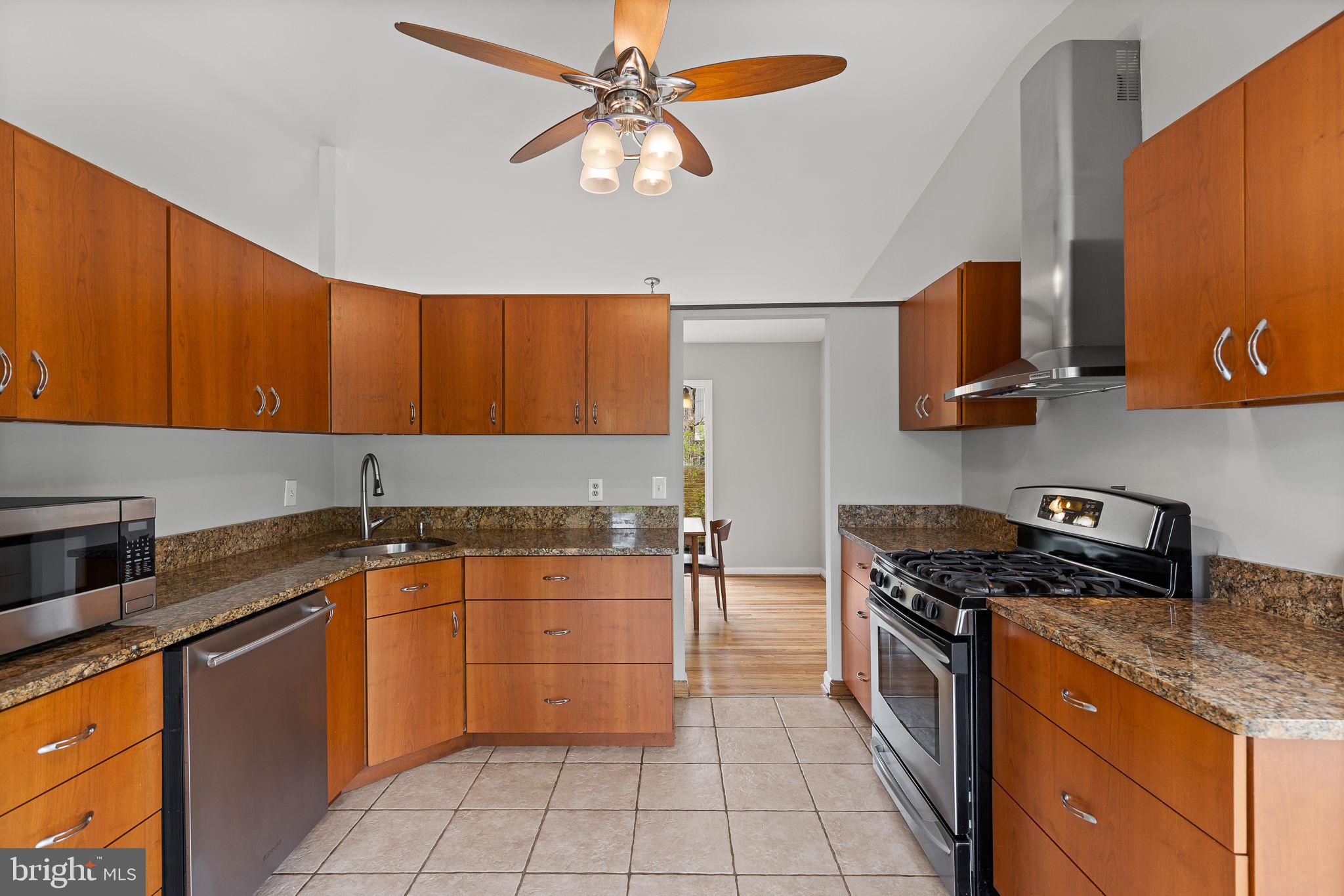 8361 Wagon Wheel Road Alexandria, VA 22309 - Photo 11 of 29 Kitchen