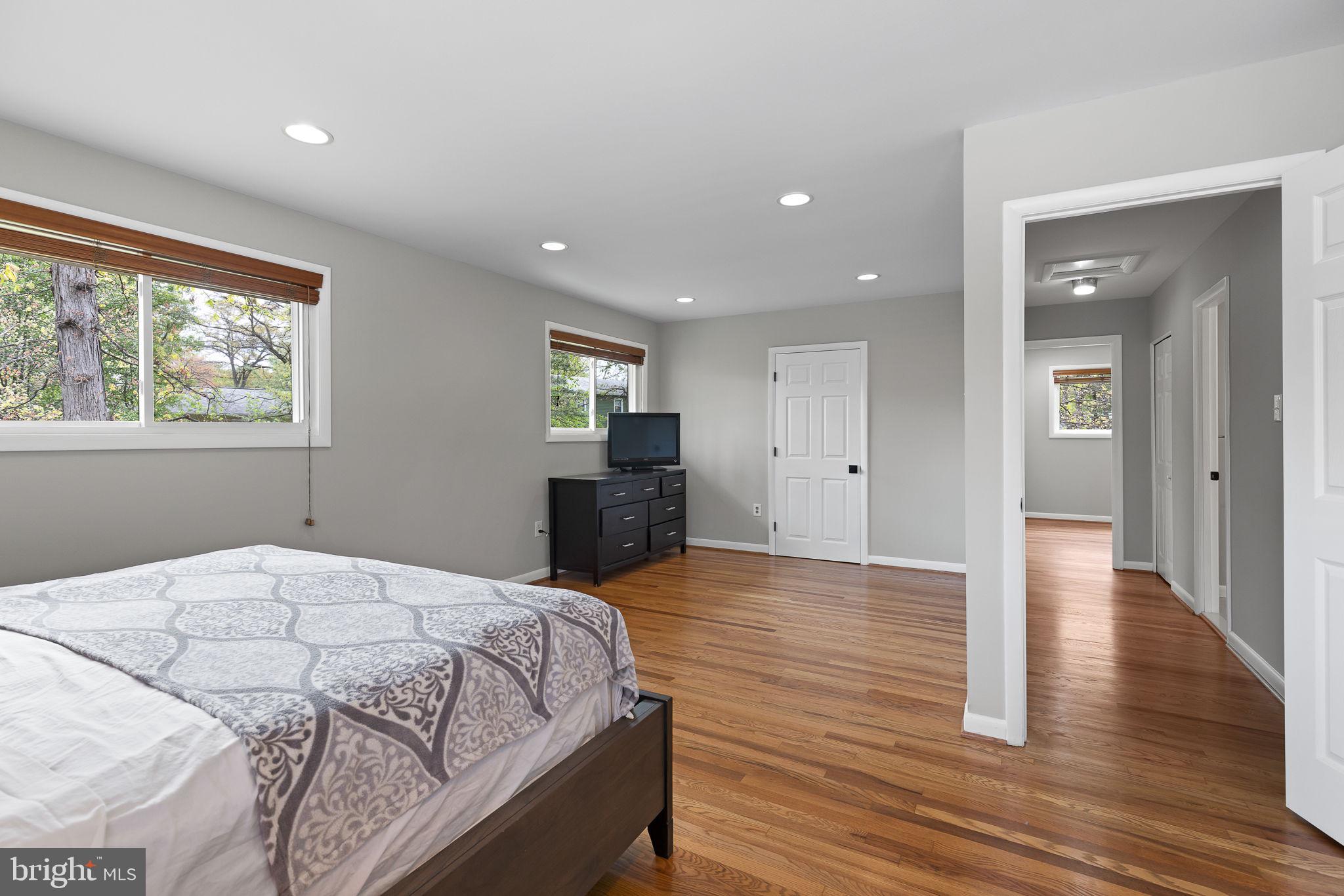 8361 Wagon Wheel Road Alexandria, VA 22309 - Photo 14 of 29 Primary bedroom