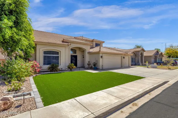 $724,000 | 16837 South 25th Place, Phoenix, AZ 85048