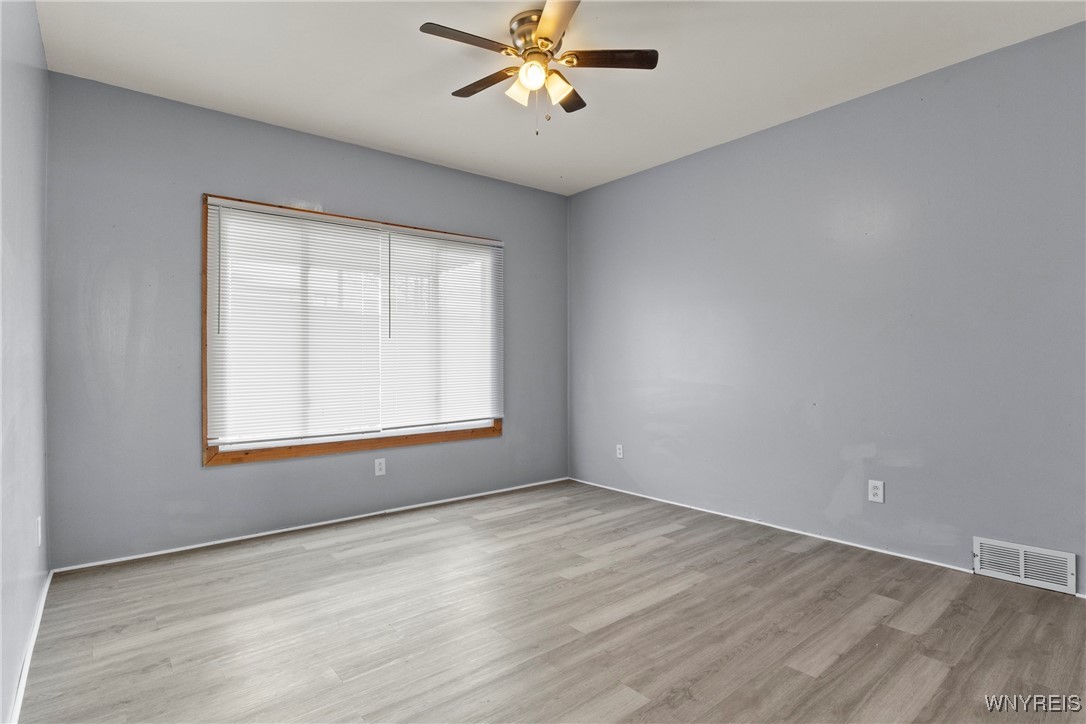 941 Prospect Avenue Buffalo, NY 14213 - Photo 6 of 48