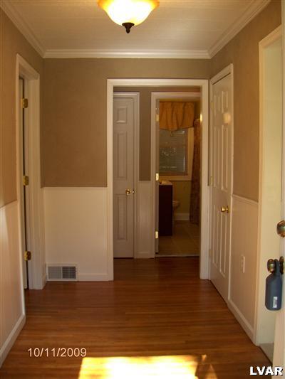1430 Stoke Park Road Bethlehem, PA 18017 - Photo 2 of 11 Gallery Image 2