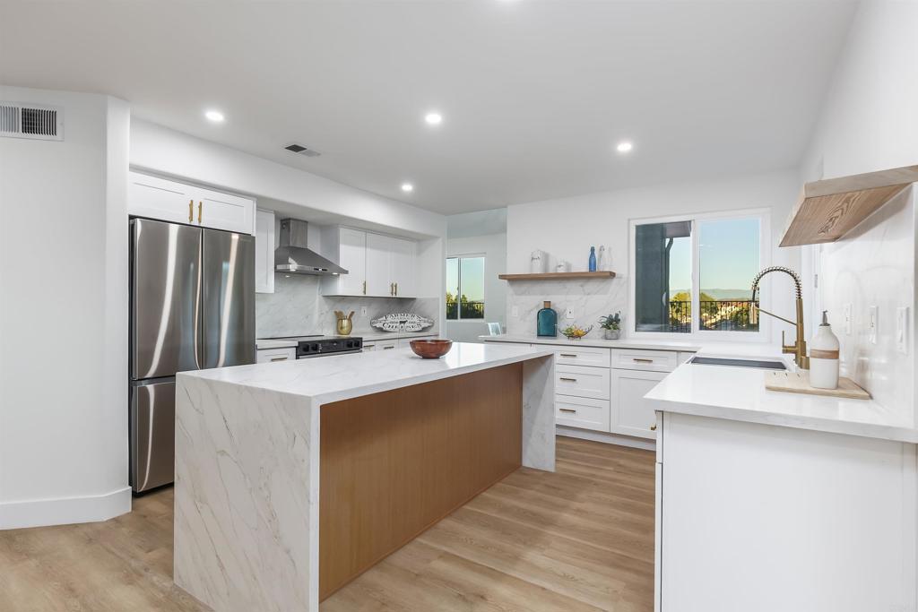 5166 Via Portola Oceanside, CA 92057 - Photo 22 of 57