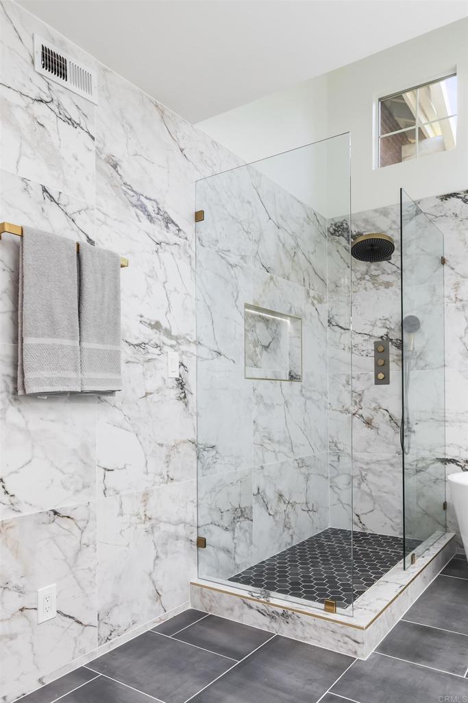 5166 Via Portola Oceanside, CA 92057 - Photo 35 of 57