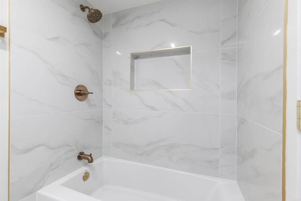 5166 Via Portola Oceanside, CA 92057 - Photo 42 of 57