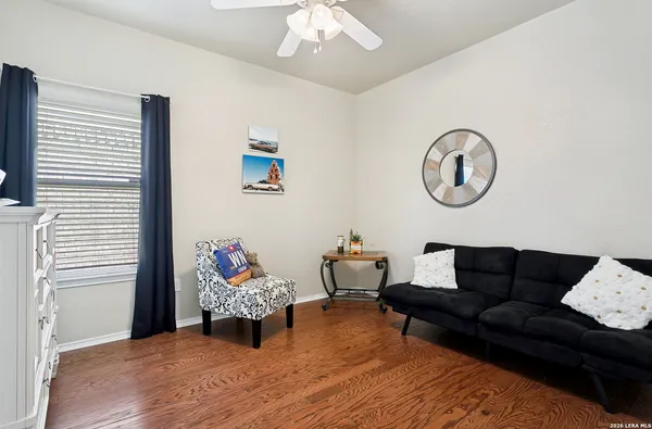 $275,000 | 10011 Champions Pass, Converse, TX 78109
