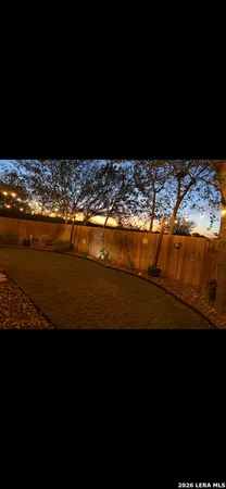 $275,000 | 10011 Champions Pass, Converse, TX 78109