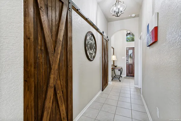 $275,000 | 10011 Champions Pass, Converse, TX 78109