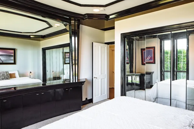 $2,995,000 | 365 Ely Road North, Petaluma, CA 94954