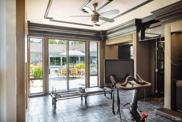 $2,995,000 | 365 Ely Road North, Petaluma, CA 94954