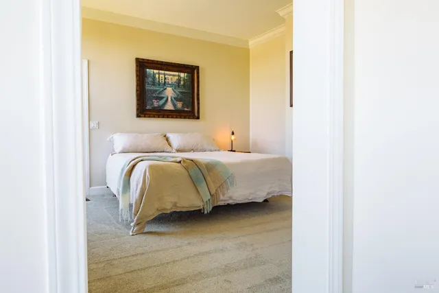 $2,995,000 | 365 Ely Road North, Petaluma, CA 94954