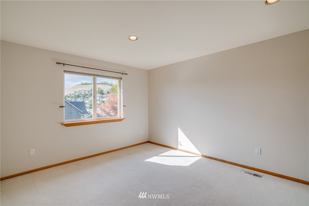 2002 Broadway North Wenatchee, WA 98801 - Photo 23 of 24