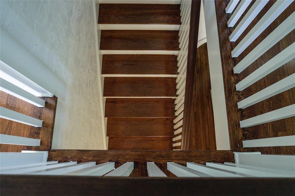 2301 Enfield Road Austin, TX 78703 - Photo 21 of 27 View of stairway