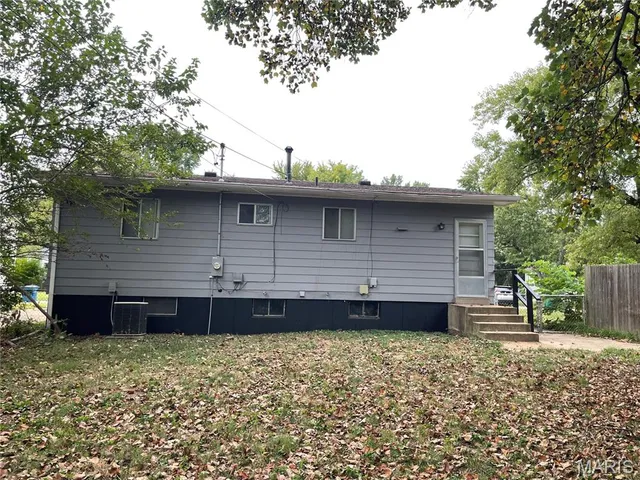 $94,900 | 1221 Scott Avenue, St. Louis, MO 63138