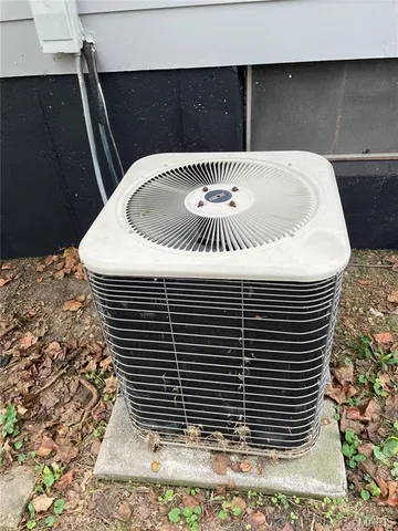 $94,900 | 1221 Scott Avenue, St. Louis, MO 63138