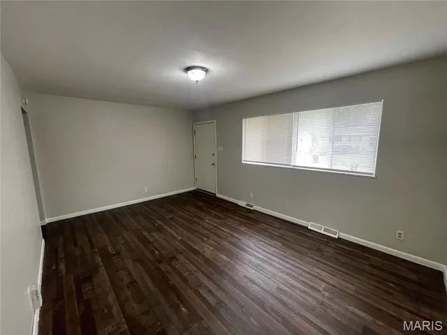 $94,900 | 1221 Scott Avenue, St. Louis, MO 63138