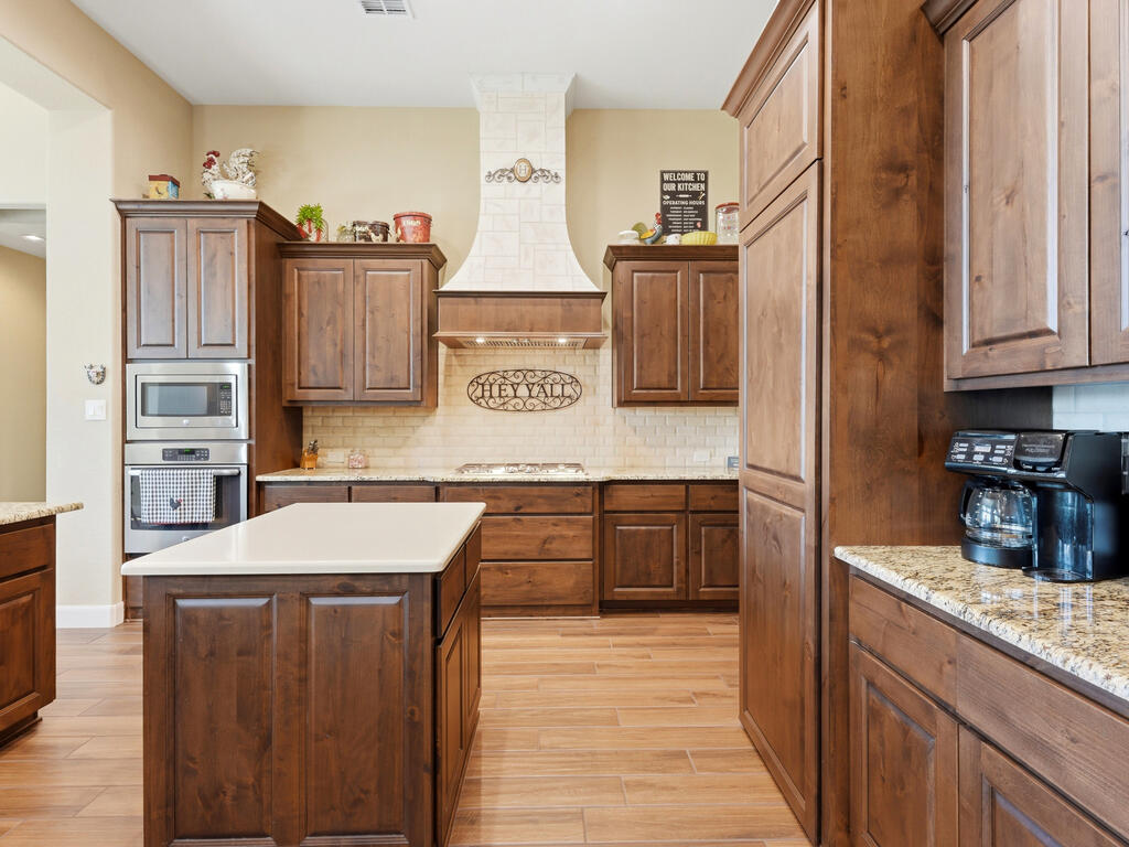 228 Lucky Ridge Bandera, TX 78003 - Photo 54 of 74 Gallery Image 54