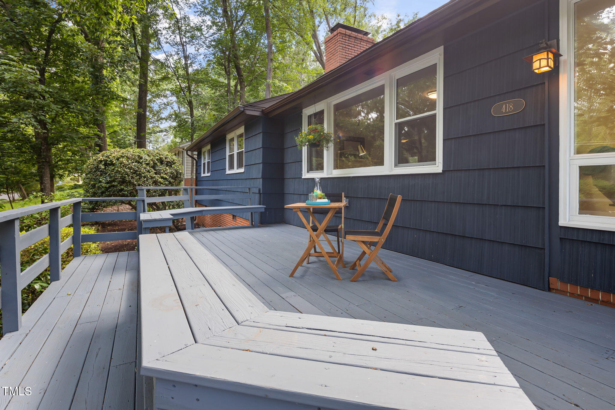 418 Ridgefield Road Chapel Hill, NC 27517 - Photo 3 of 27 3FrontDeck1