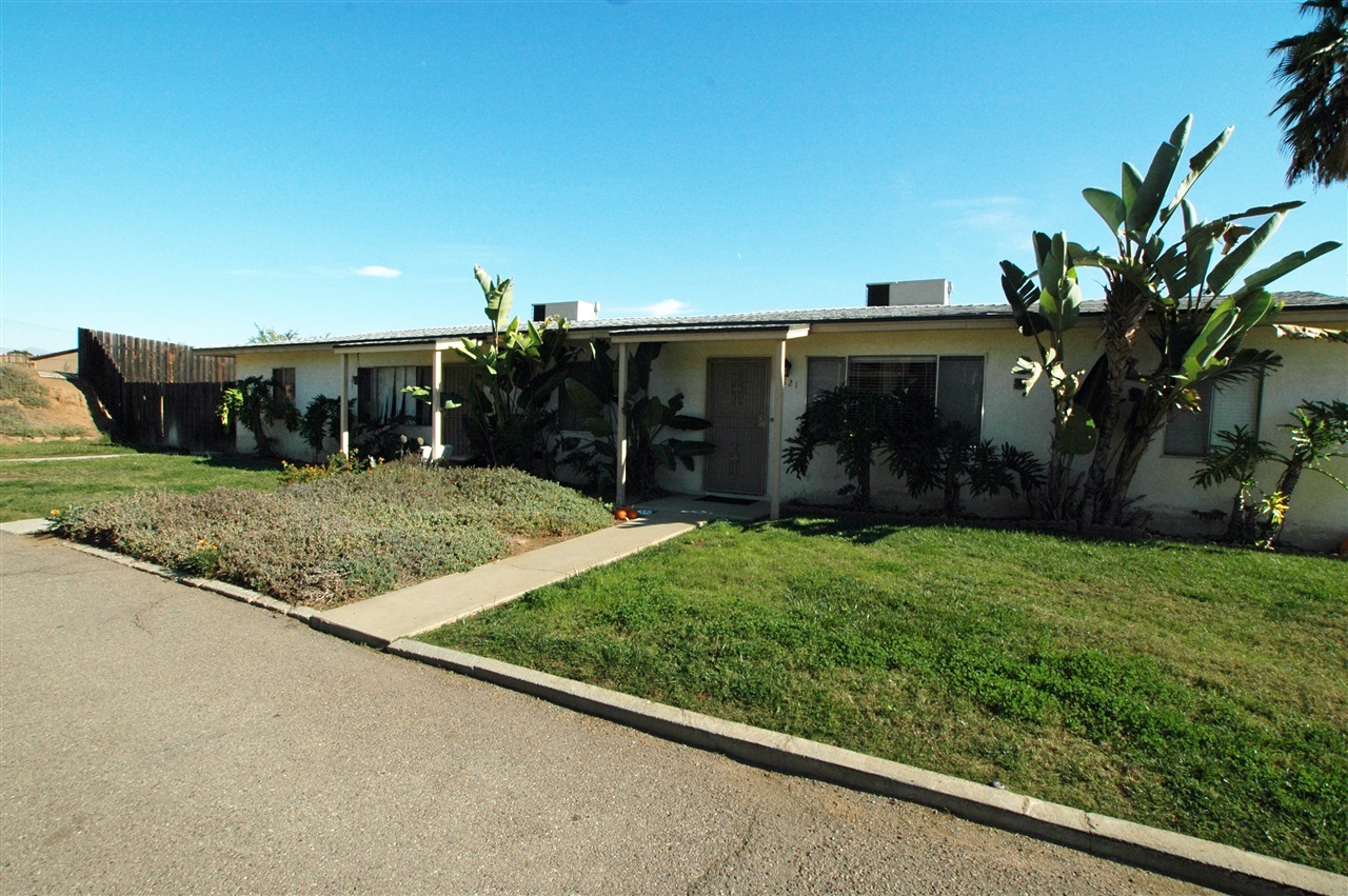 8819 Los Coches Road Lakeside, CA 92040 - Photo 2 of 24 Gallery Image 2