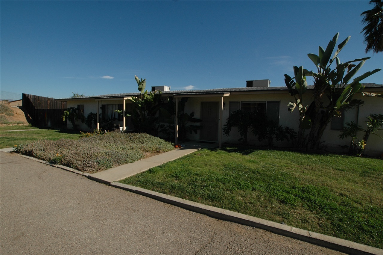 8819 Los Coches Road Lakeside, CA 92040 - Photo 3 of 24 Gallery Image 3