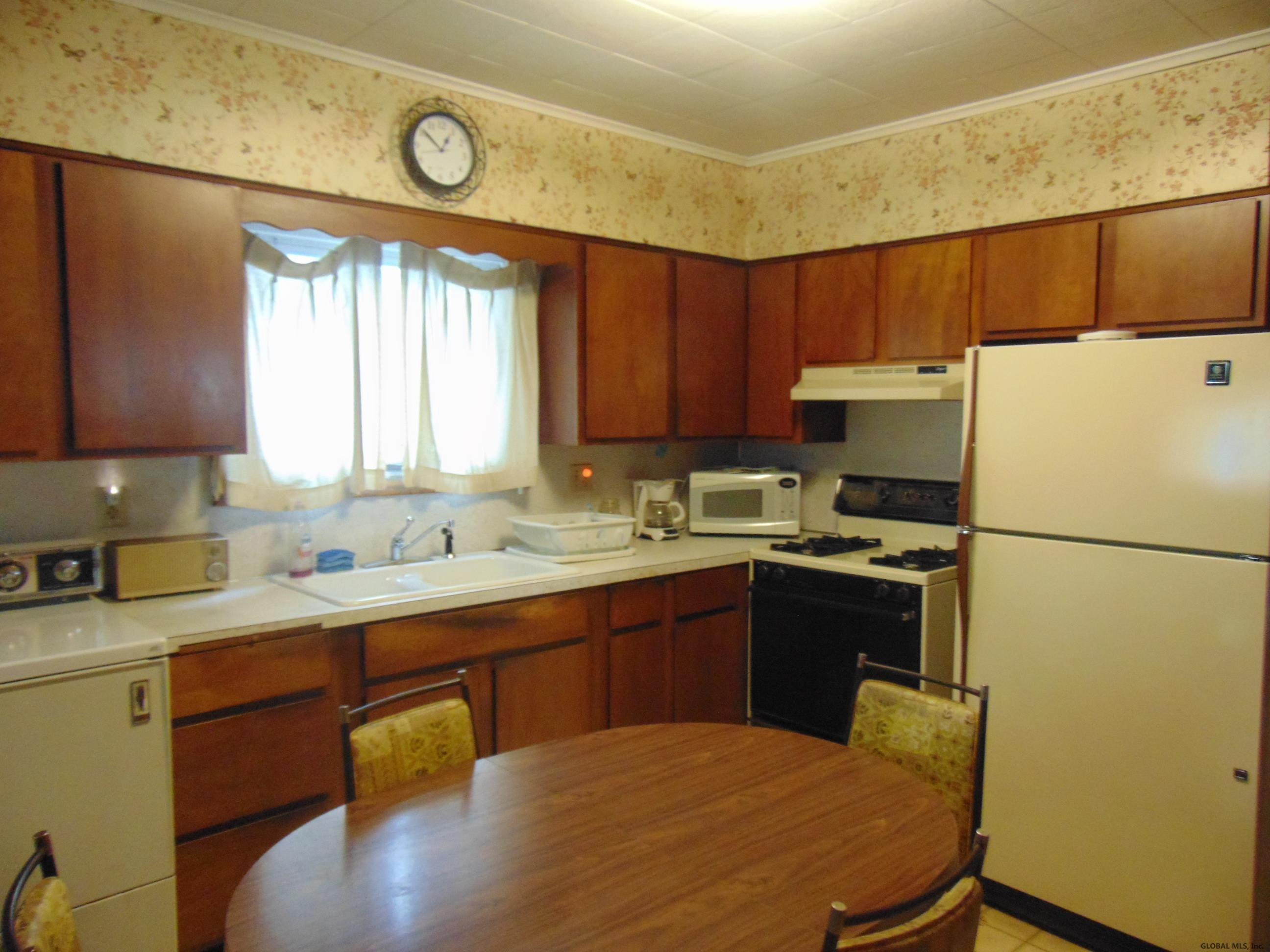 761 Curry Road Schenectady, NY 12306 - Photo 16 of 22 Photo 16