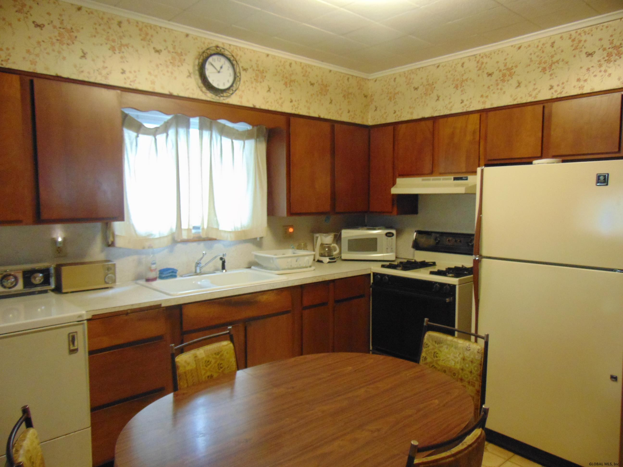 761 Curry Road Schenectady, NY 12306 - Photo 17 of 22 Photo 17