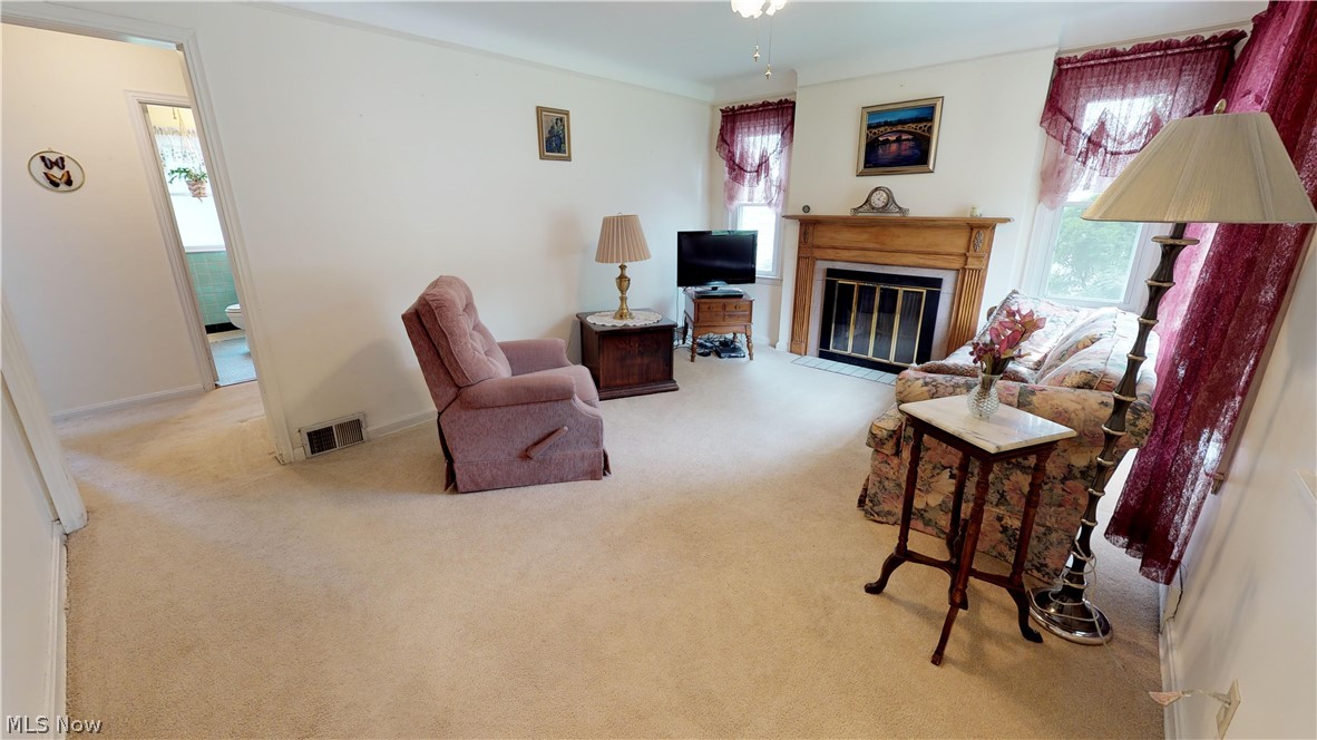 22181 Hadden Road Euclid, OH 44117 - Photo 9 of 27 Gallery Image 9