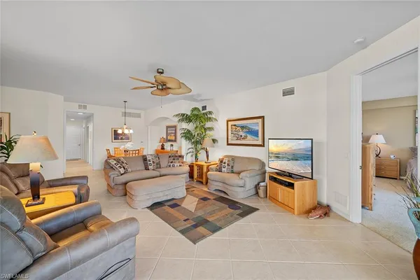 $525,000 | 3924 Forest Glen Boulevard, Unit 102, Naples, FL 34114