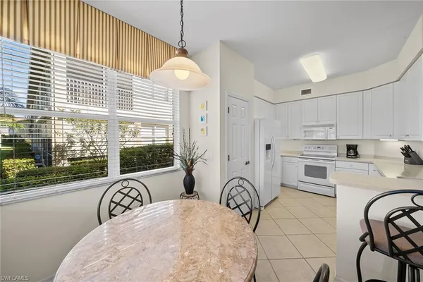 $525,000 | 3924 Forest Glen Boulevard, Unit 102, Naples, FL 34114