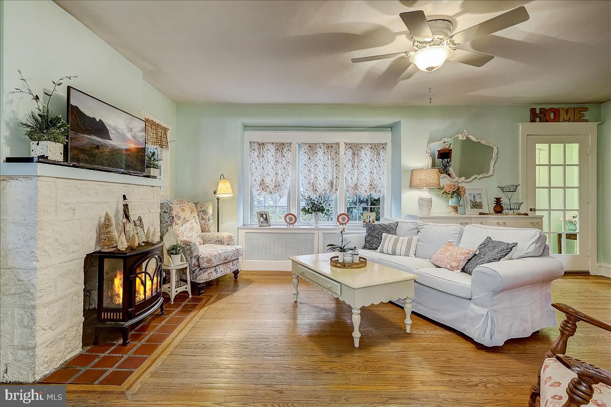 2408 Poplar Road Havertown, PA 19083 - Photo 8 of 34