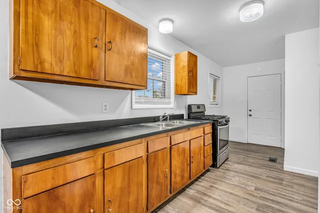 $239,900 | 502 East Campbell Street, Edinburgh, IN 46124