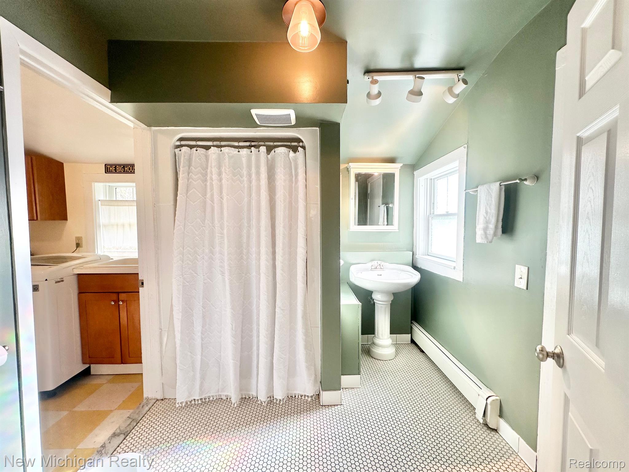 7901 Winans Lake Road Brighton, MI 48116 - Photo 26 of 42 Gallery Image 26