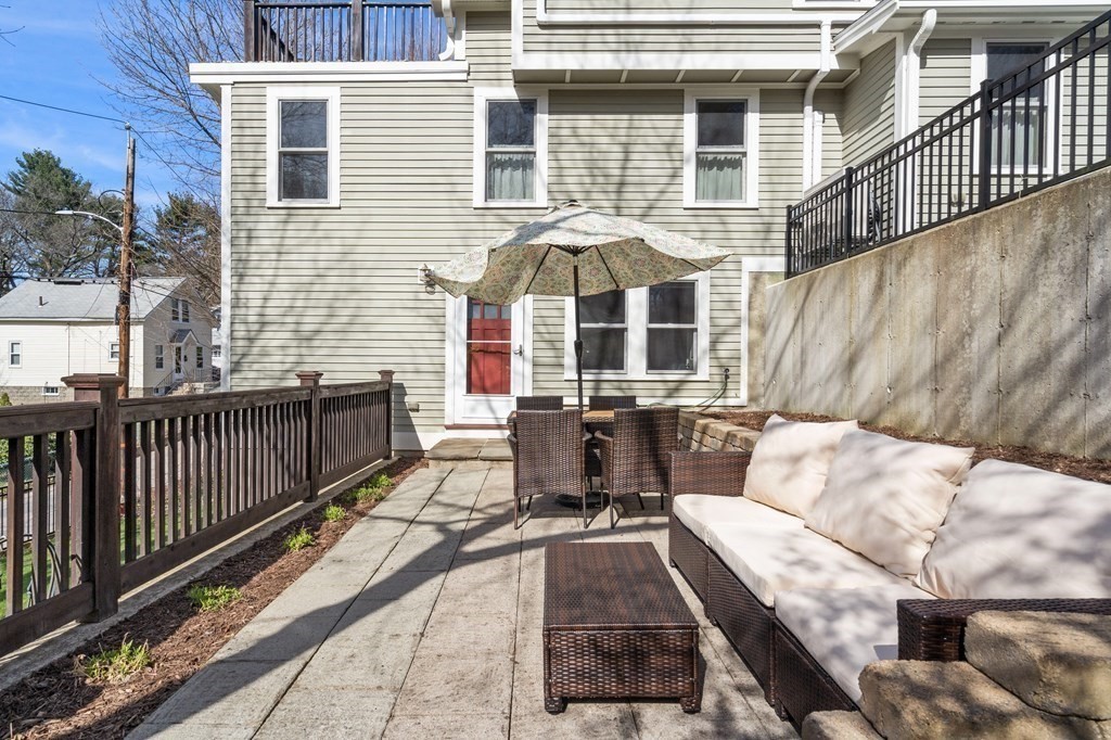 59 Russell Road Wellesley, MA 02482 - Photo 25 of 33