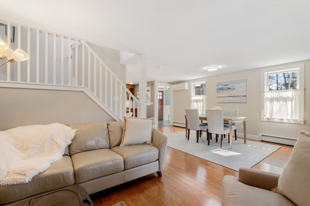 59 Russell Road Wellesley, MA 02482 - Photo 8 of 33