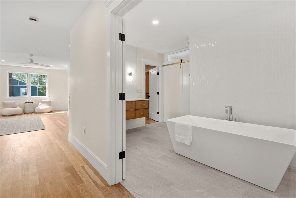 382 South Border Road Winchester, MA 01890 - Photo 18 of 42 Gallery Image 18