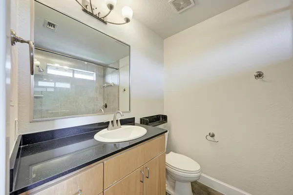$2,900 | 807 East 14th Street, Unit 306, Austin, TX 78702