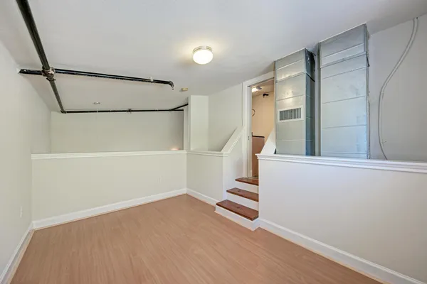 $2,900 | 807 East 14th Street, Unit 306, Austin, TX 78702