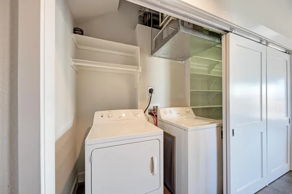 $2,900 | 807 East 14th Street, Unit 306, Austin, TX 78702