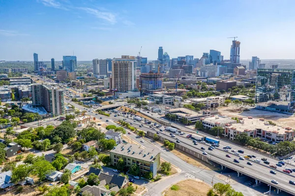 $2,900 | 807 East 14th Street, Unit 306, Austin, TX 78702