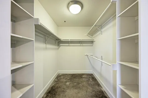 $2,900 | 807 East 14th Street, Unit 306, Austin, TX 78702