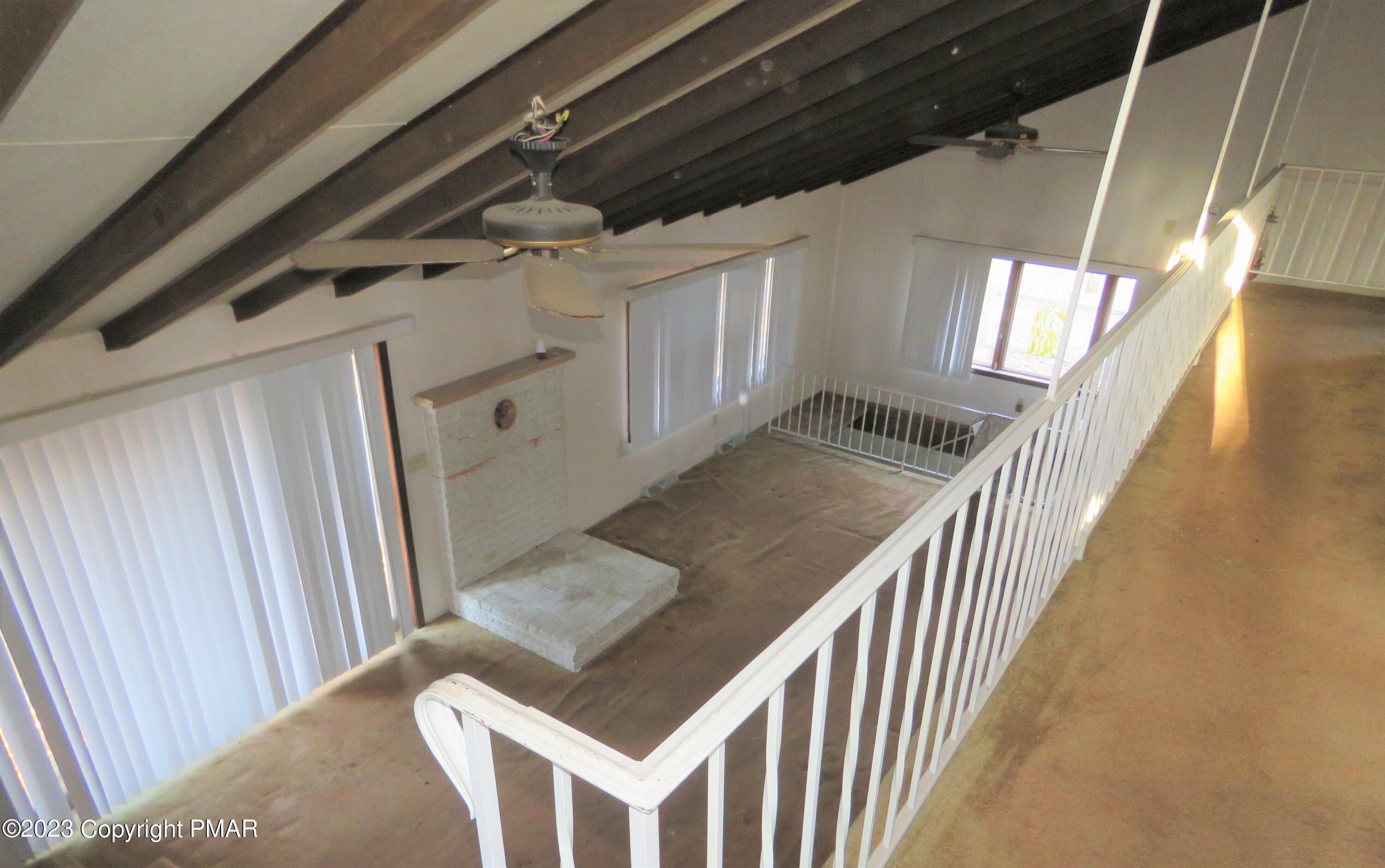 2653 Mountain Road Slatington, PA 18080 - Photo 12 of 19 a view of an entryway