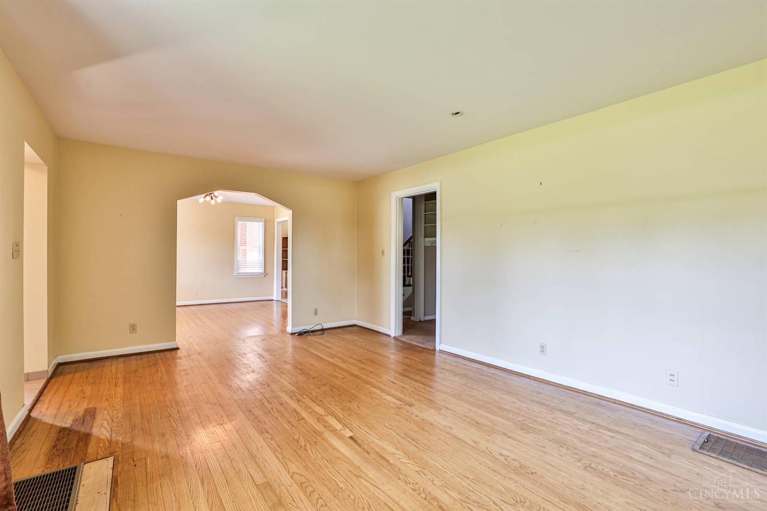 6794 Shawnee Run Road Madeira, OH 45243 - Photo 6 of 56