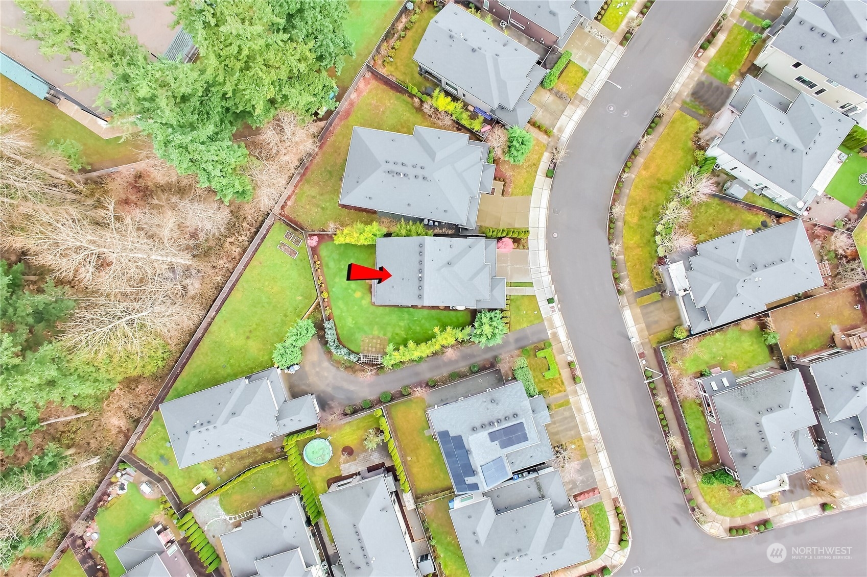 3822 Northeast 24th Court Renton, WA 98056 - Photo 36 of 37 aerial view of a swimming pool