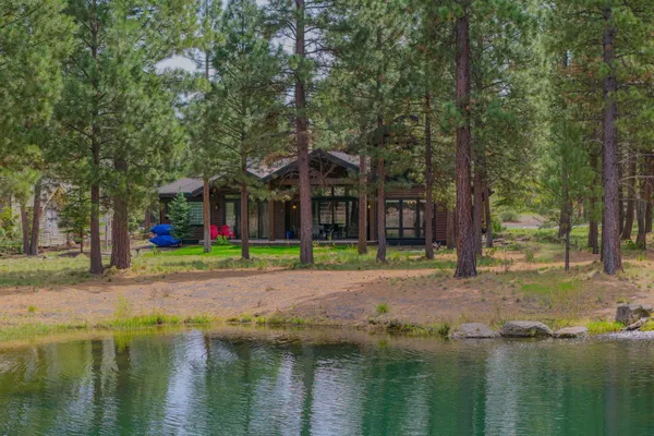 $1,799,000 | 56328 Fireglass Loop, Bend, OR 97707