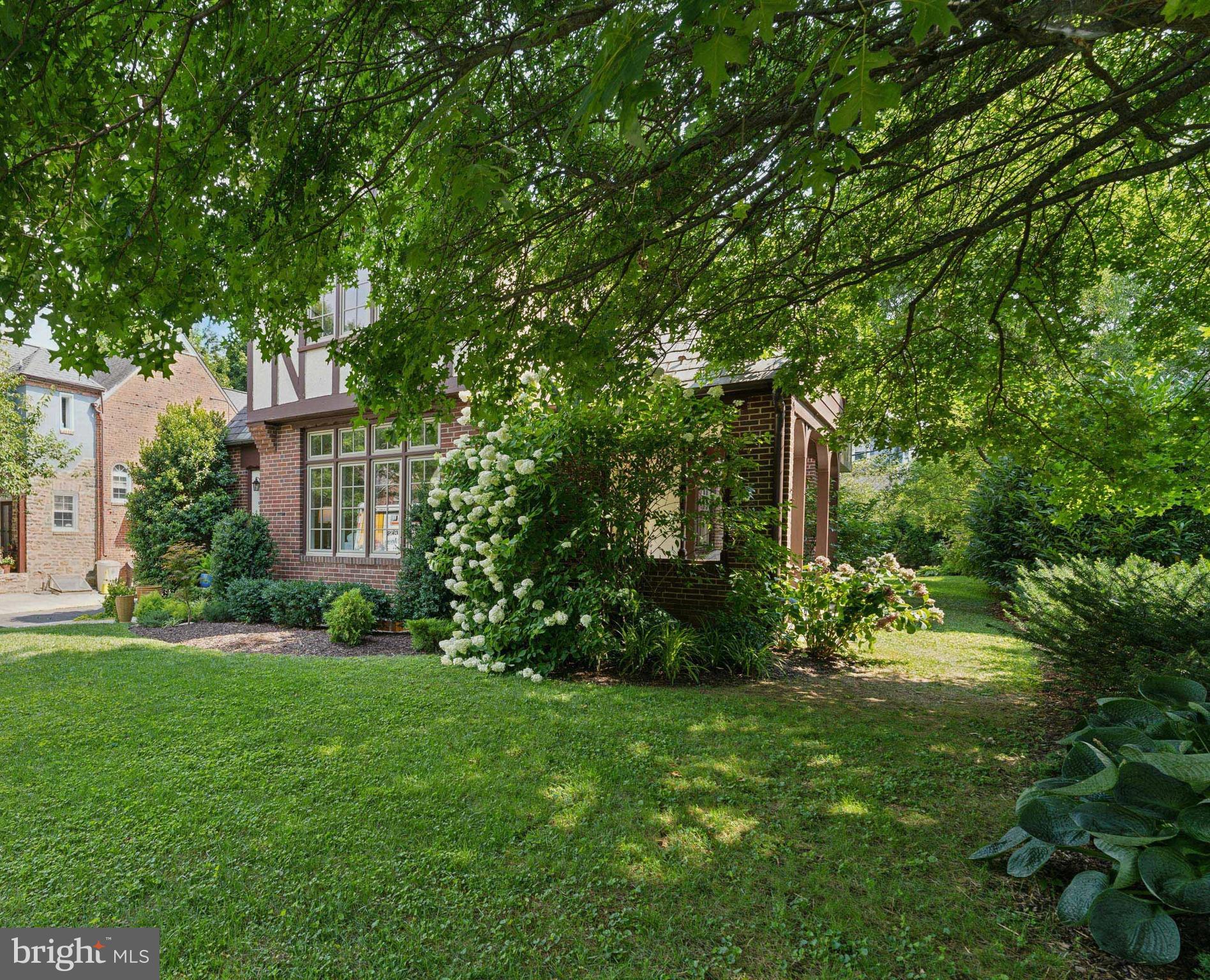 615 Kingston Road Baltimore, MD 21212 - Photo 3 of 38