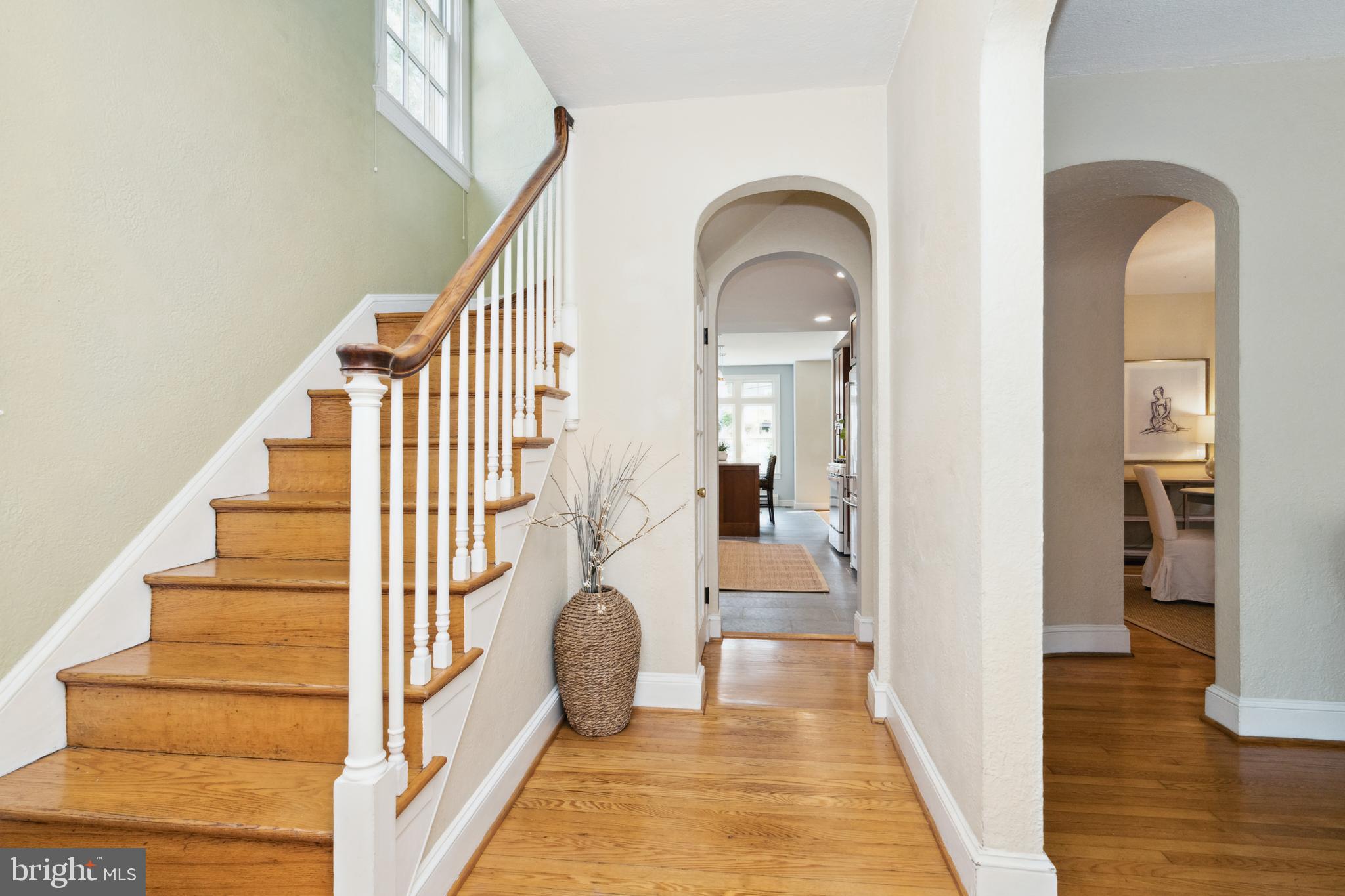 615 Kingston Road Baltimore, MD 21212 - Photo 4 of 38