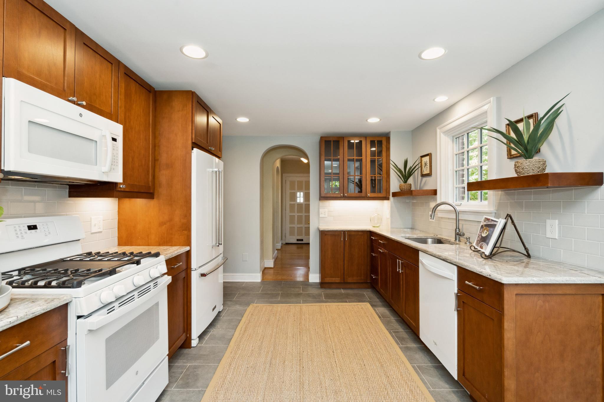 615 Kingston Road Baltimore, MD 21212 - Photo 10 of 38