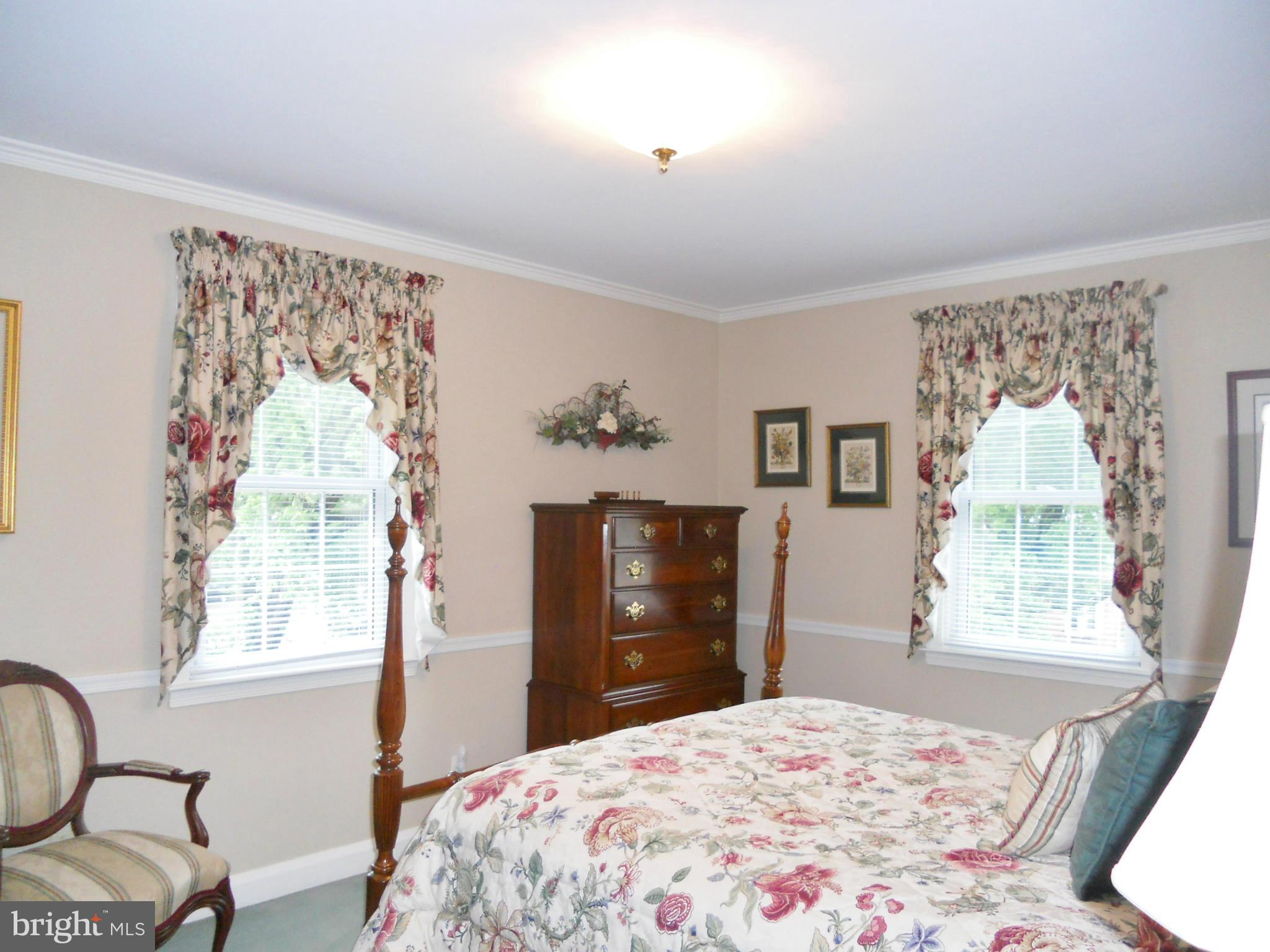 417 Chumleigh Road Baltimore, MD 21212 - Photo 9 of 16 Bedroom (Master)