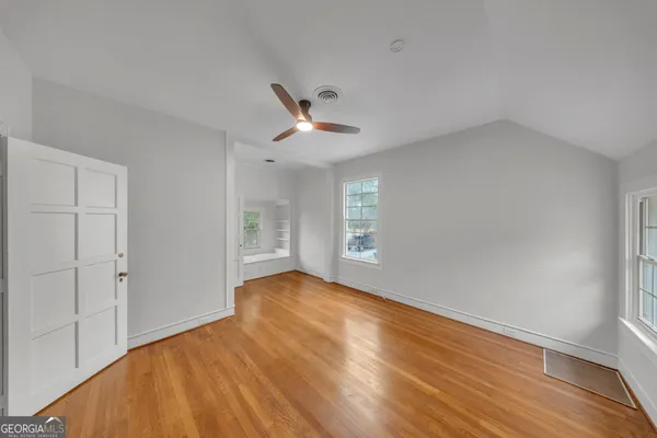 $390,000 | 201 East Brookwood Place, Valdosta, GA 31602