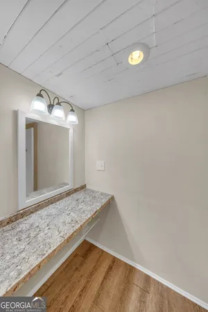 $390,000 | 201 East Brookwood Place, Valdosta, GA 31602