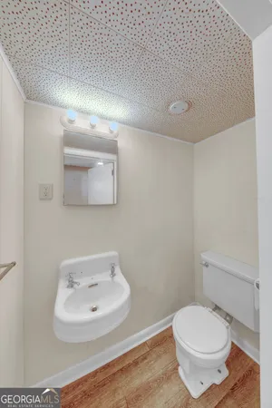 $390,000 | 201 East Brookwood Place, Valdosta, GA 31602